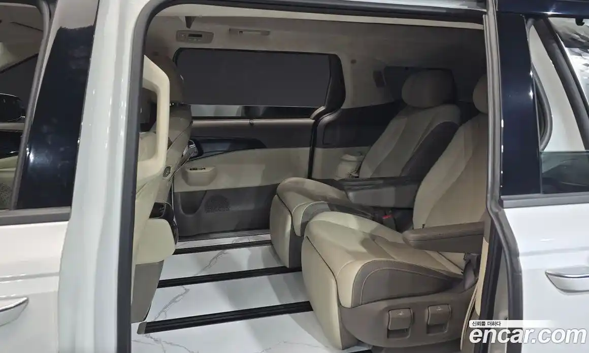 Kia Canival 2025 3.5 Автомат в Москве № 95169, фото 5