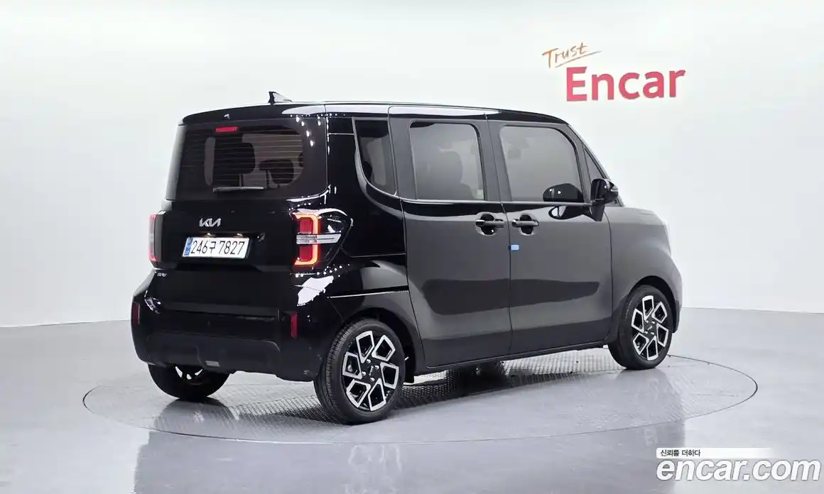 Kia Ray 2023 1.0 Автомат в Москве № 103139, фото 18