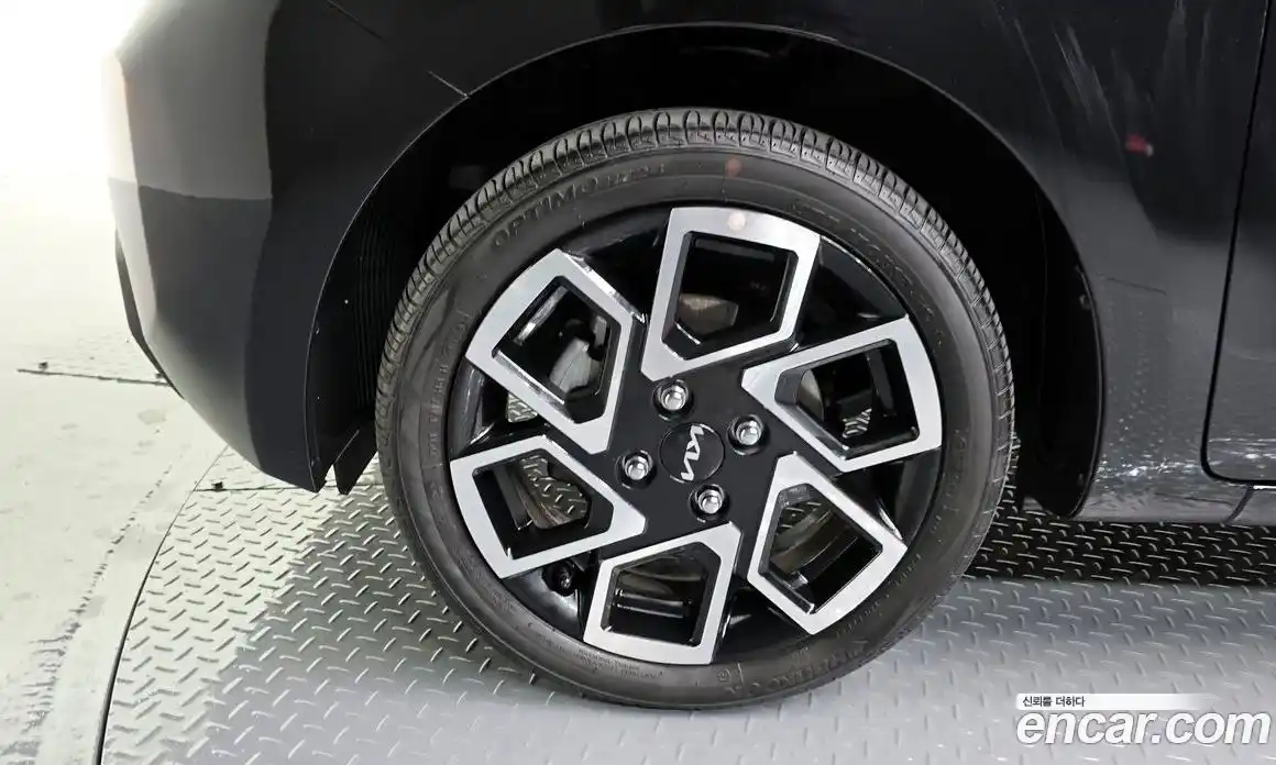 Kia Ray 2023 1.0 Автомат в Москве № 103139, фото 19