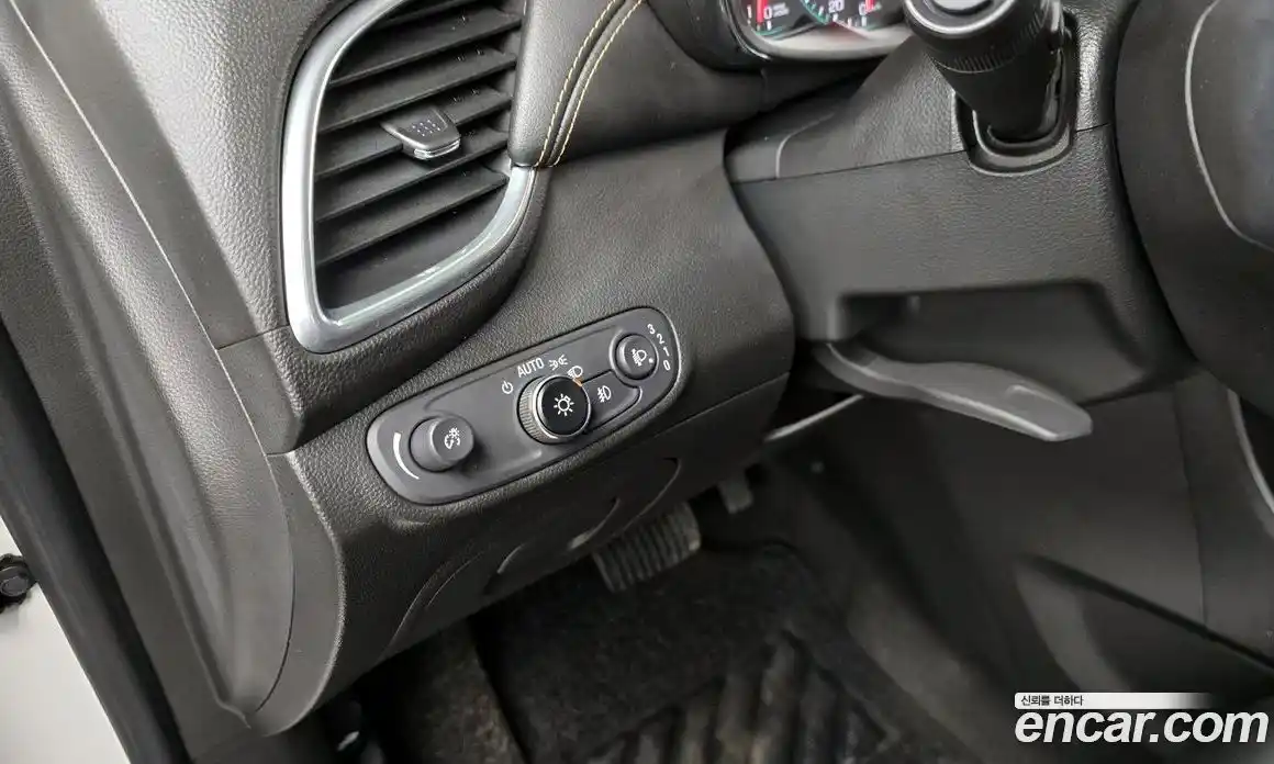 Chevrolet Trax 2019 1.4 Автомат в Москве № 105073, фото 13