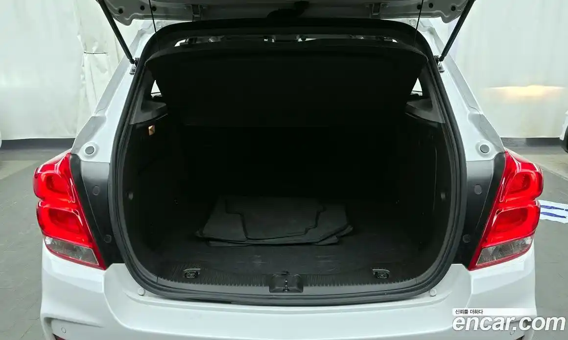 Chevrolet Trax 2019 1.4 Автомат в Москве № 105073, фото 17