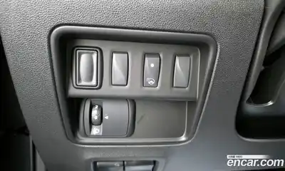 Renault QM6 2018 2.0 Автомат в Москве № 106557, миниатюра 8