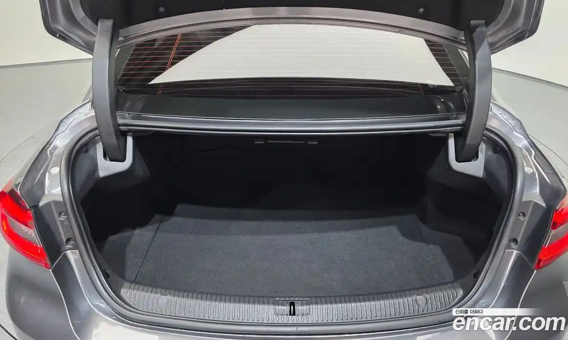 Renault SM6 2019 2.0 Автомат в Москве № 106558, фото 20