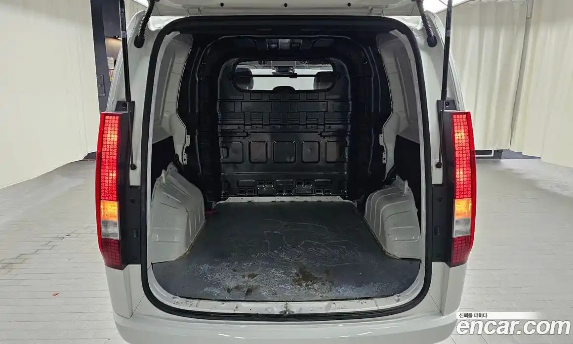 Hyundai Staria 2022 2.2 Автомат в Москве № 108526, фото 14