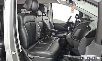 Hyundai Staria 2023 3.5 Автомат в Москве № 108774, миниатюра 5