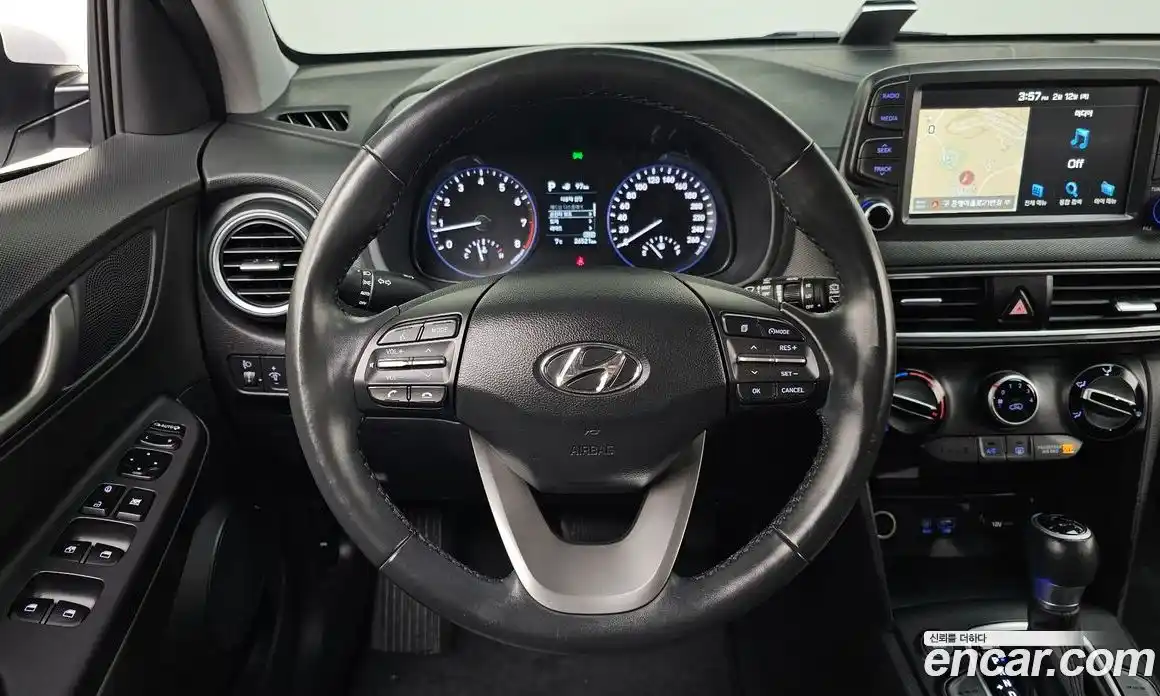 Hyundai Kona 2018 1.6 Автомат в Москве № 109741, фото 9