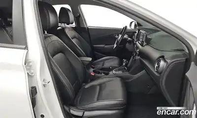 Hyundai Kona 2018 1.6 Автомат в Москве № 109741, миниатюра 10