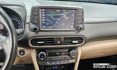 Hyundai Kona 2018 1.6 Автомат в Москве № 111830, миниатюра 5