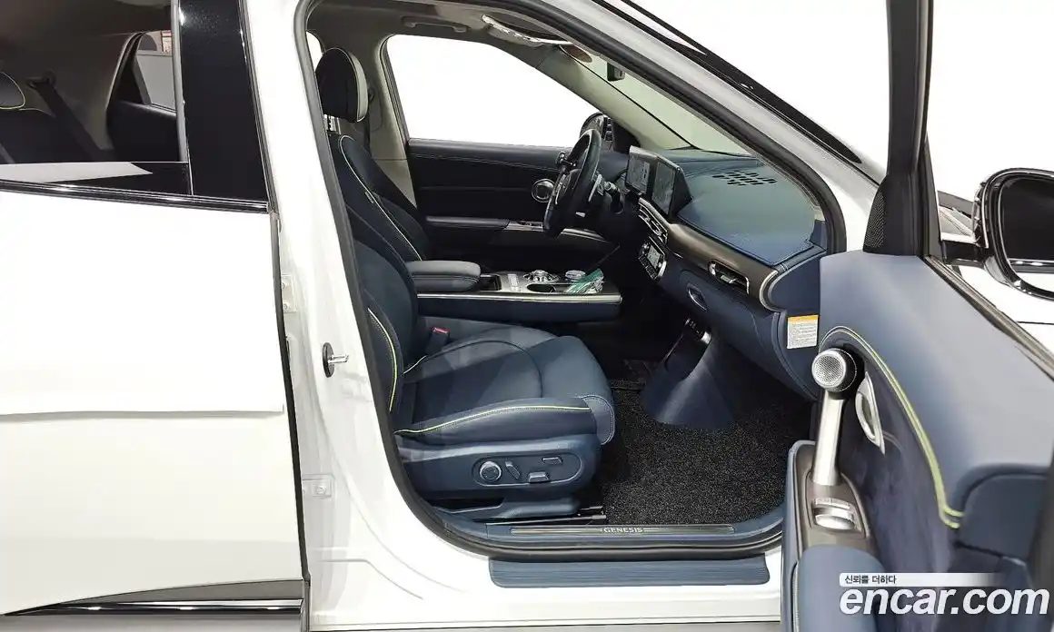 Genesis GV60 2022 0.1 Автомат в Москве № 116943, фото 12