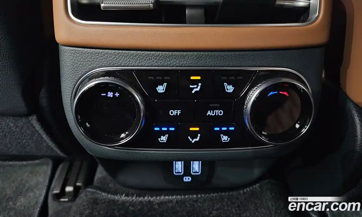 Genesis GV70 2023 2.5 Автомат в Москве № 117679, фото 14