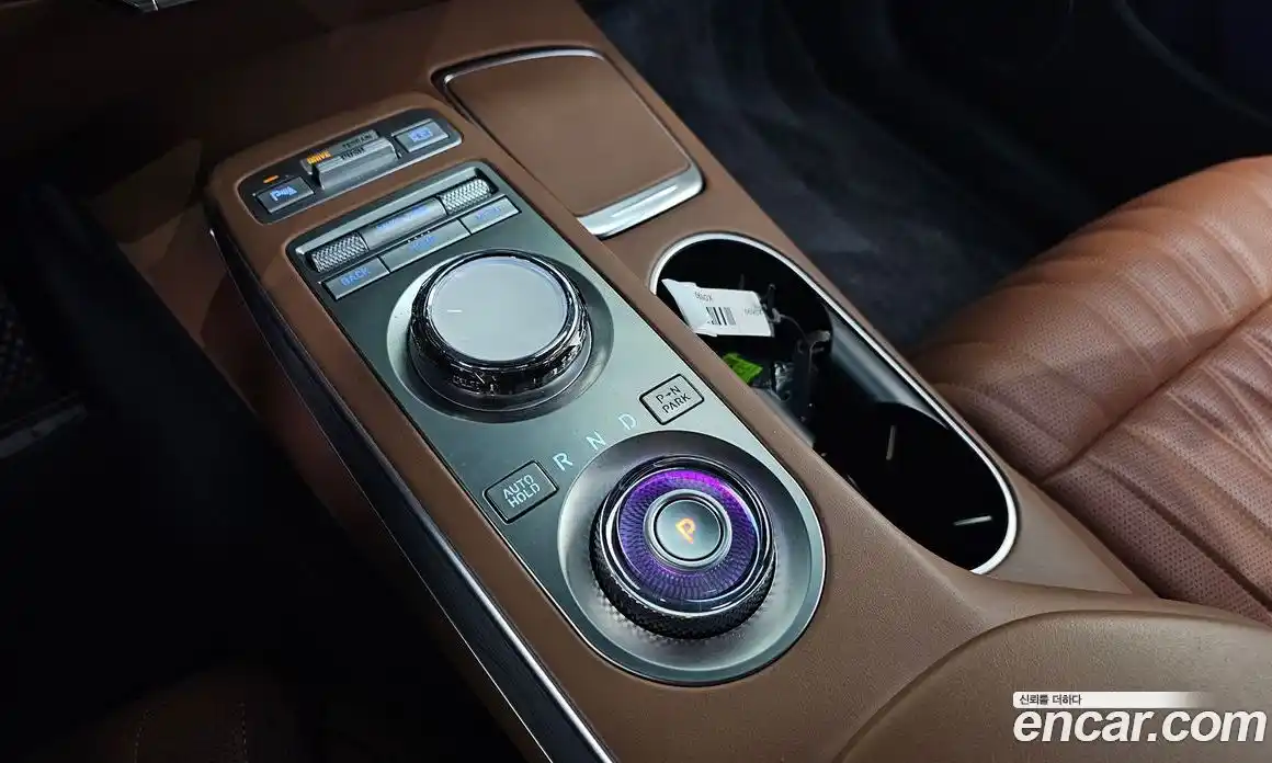 Genesis GV70 2023 2.5 Автомат в Москве № 117679, фото 18