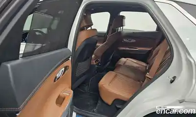 Genesis GV70 2023 2.5 Автомат в Москве № 117679, миниатюра 3