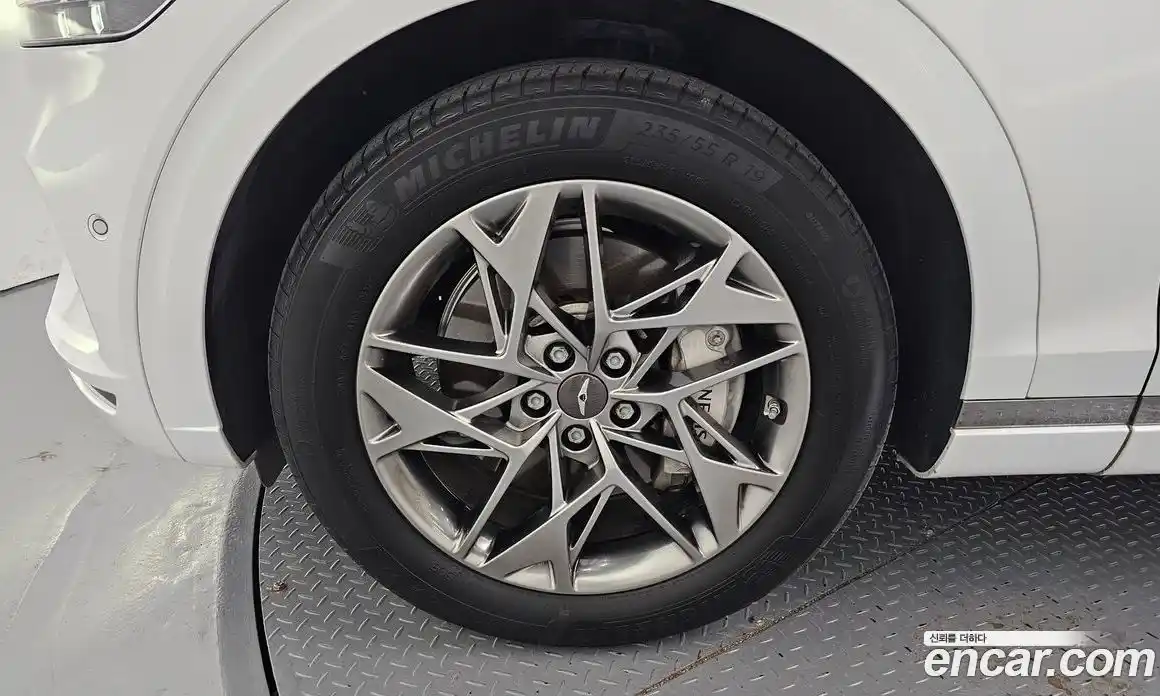 Genesis GV70 2023 2.5 Автомат в Москве № 117679, фото 6