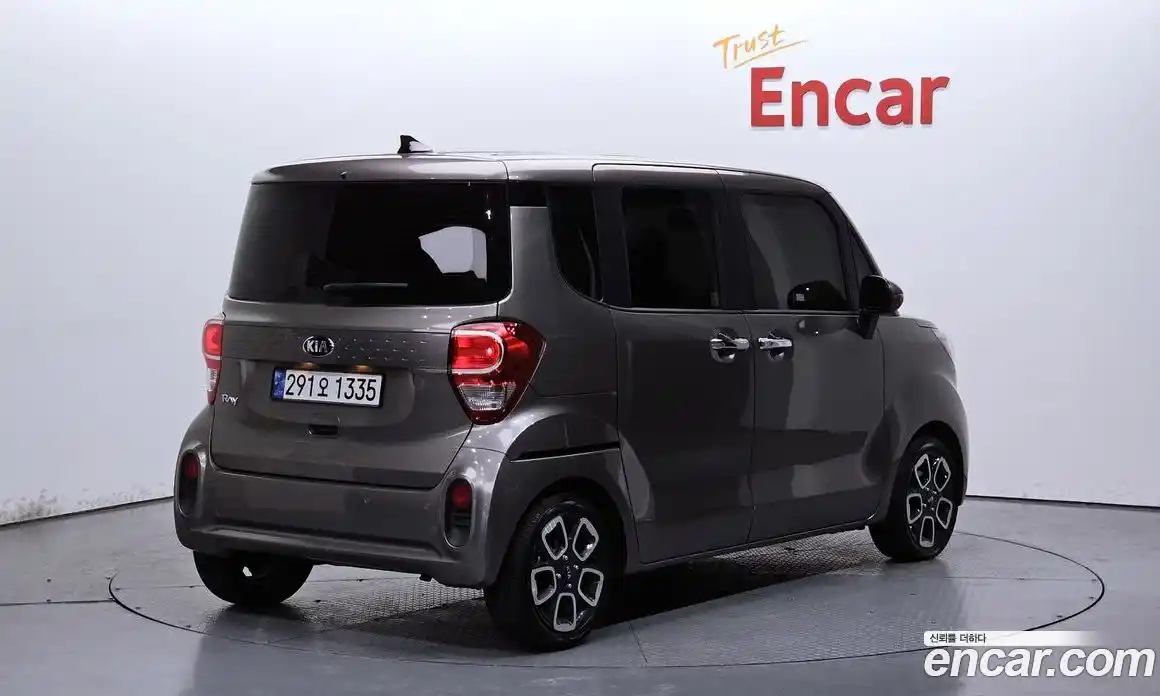 Kia Ray 2021 1.0 Автомат в Москве № 120746, фото 11