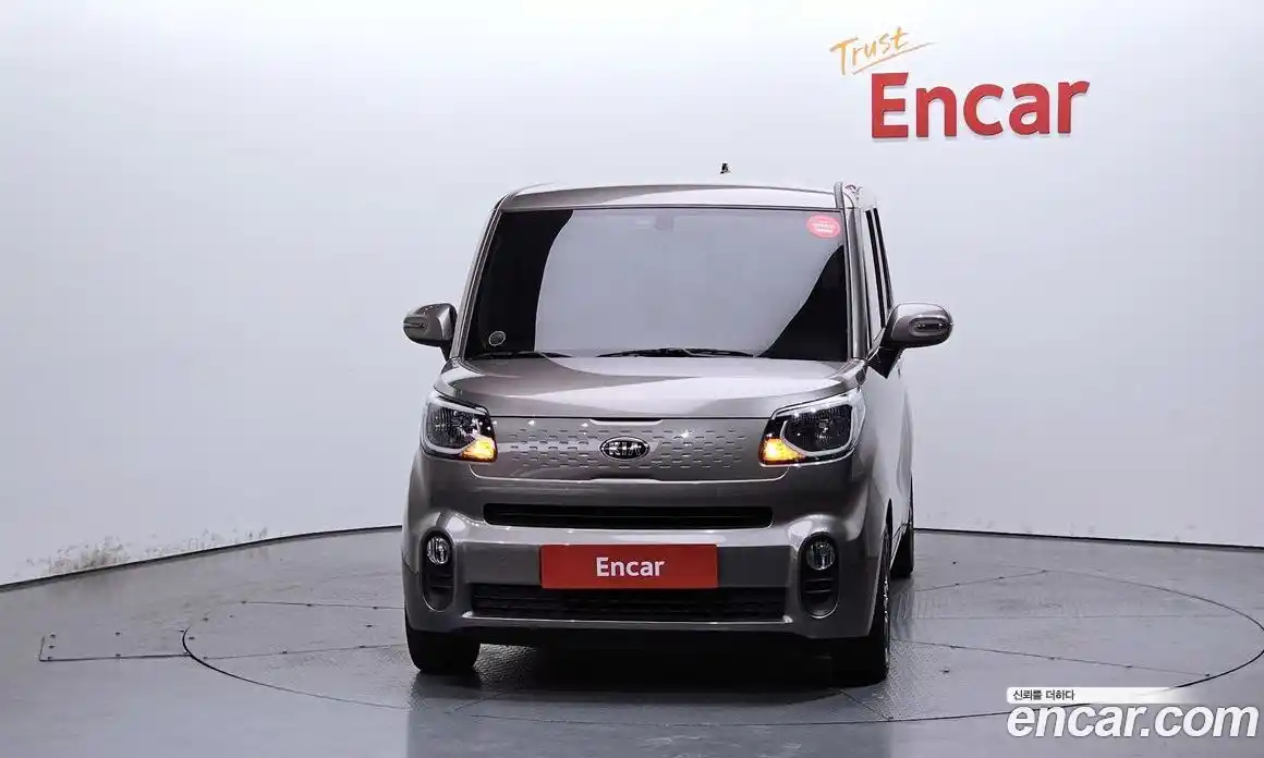 Kia Ray 2021 1.0 Автомат в Москве № 120746, фото 13