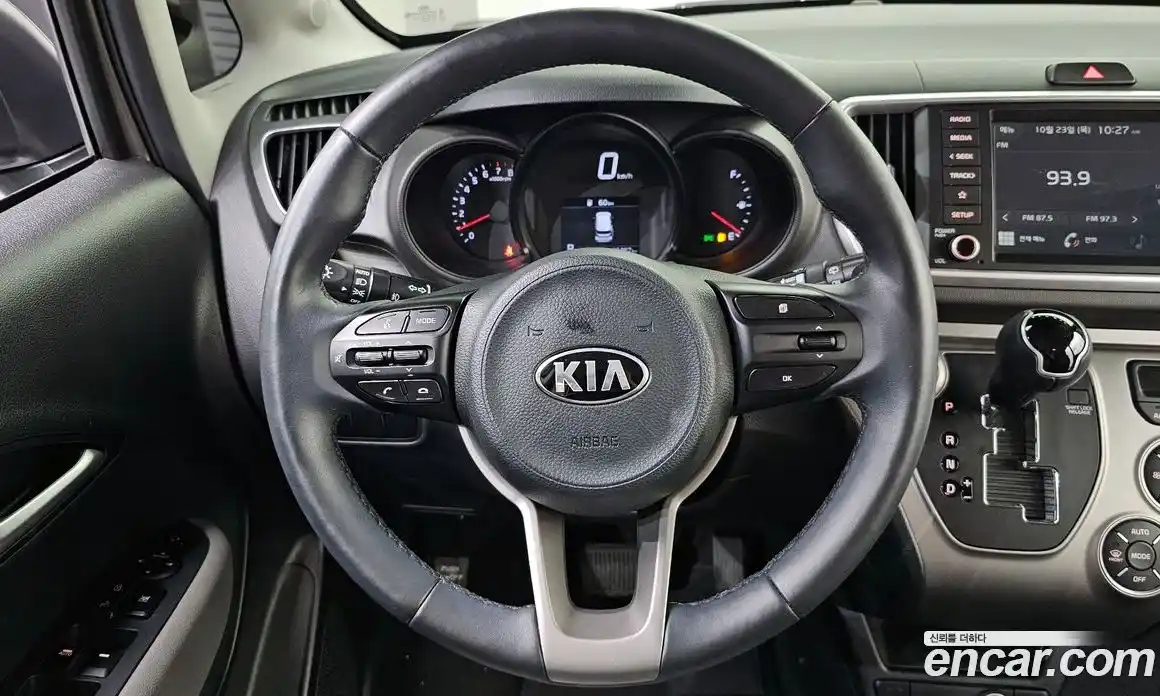 Kia Ray 2021 1.0 Автомат в Москве № 120746, фото 19