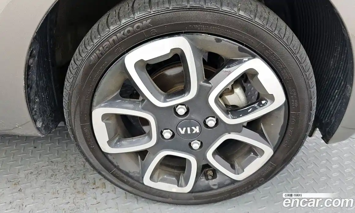 Kia Ray 2021 1.0 Автомат в Москве № 120746, фото 10