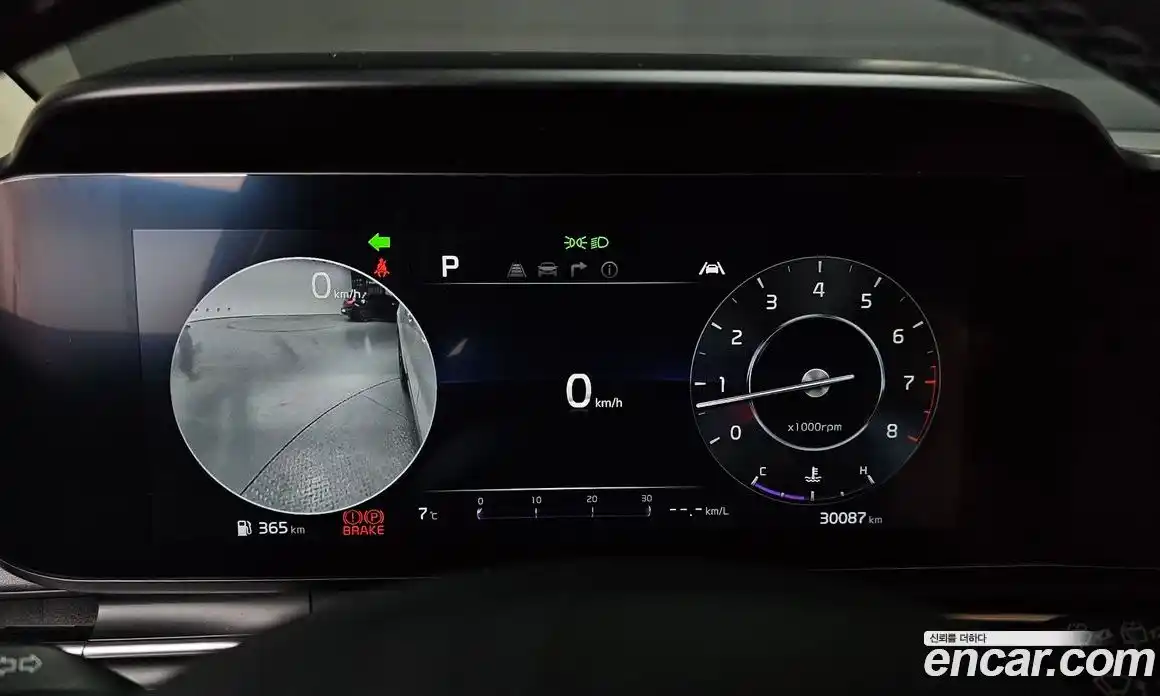 Kia Canival 2023 3.5 Автомат в Москве № 121303, фото 15