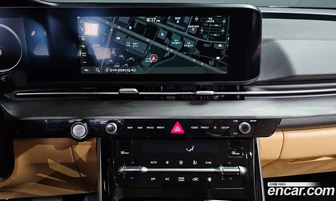 Kia Canival 2023 3.5 Автомат в Москве № 121303, фото 17