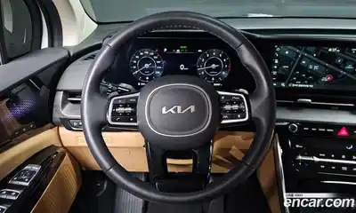 Kia Canival 2023 3.5 Автомат в Москве № 121303, миниатюра 3