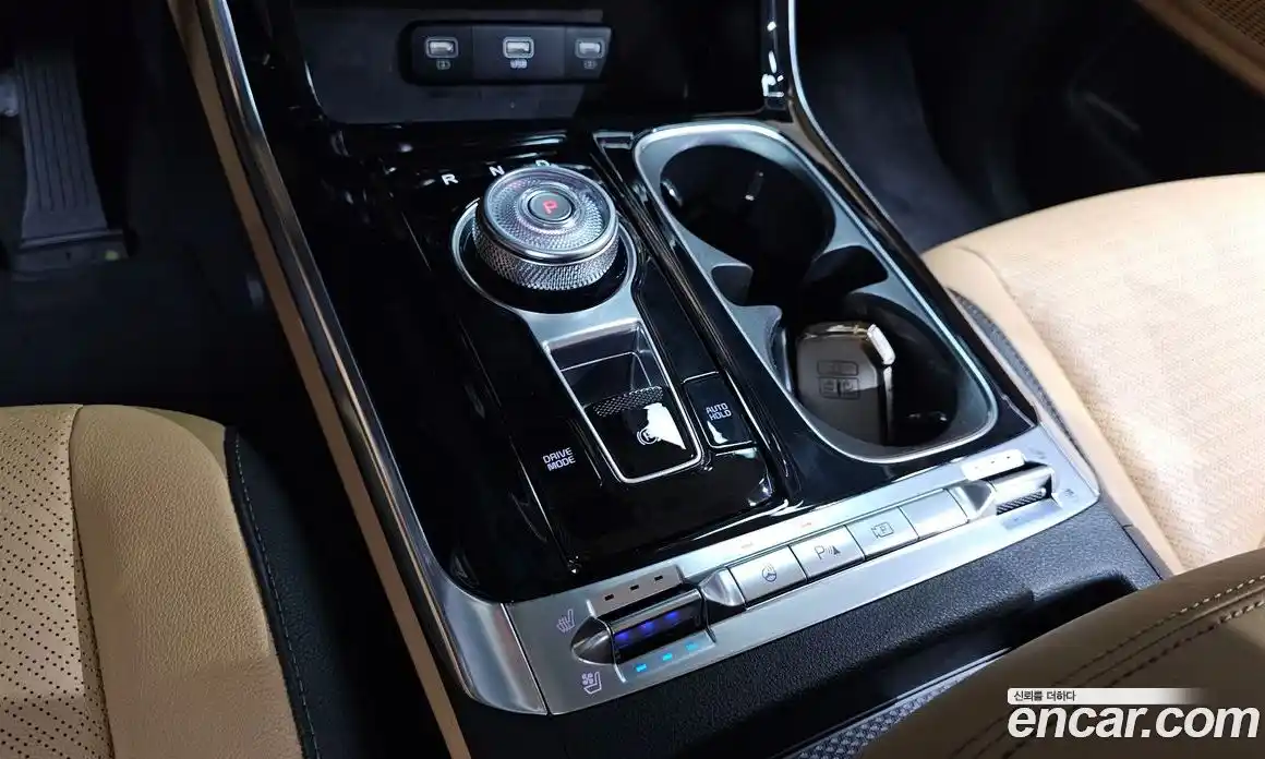 Kia Canival 2023 3.5 Автомат в Москве № 121303, фото 10