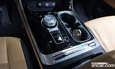 Kia Canival 2023 3.5 Автомат в Москве № 121303, миниатюра 10