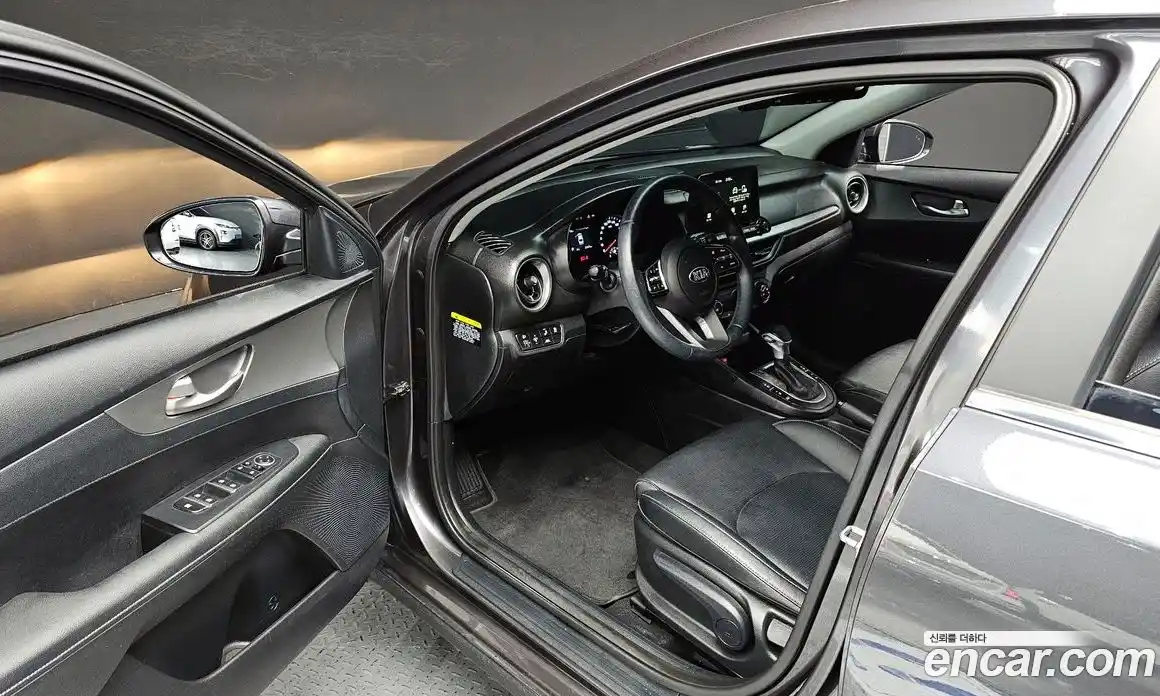 Kia K3 2019 1.6 Автомат в Москве № 121727, фото 6