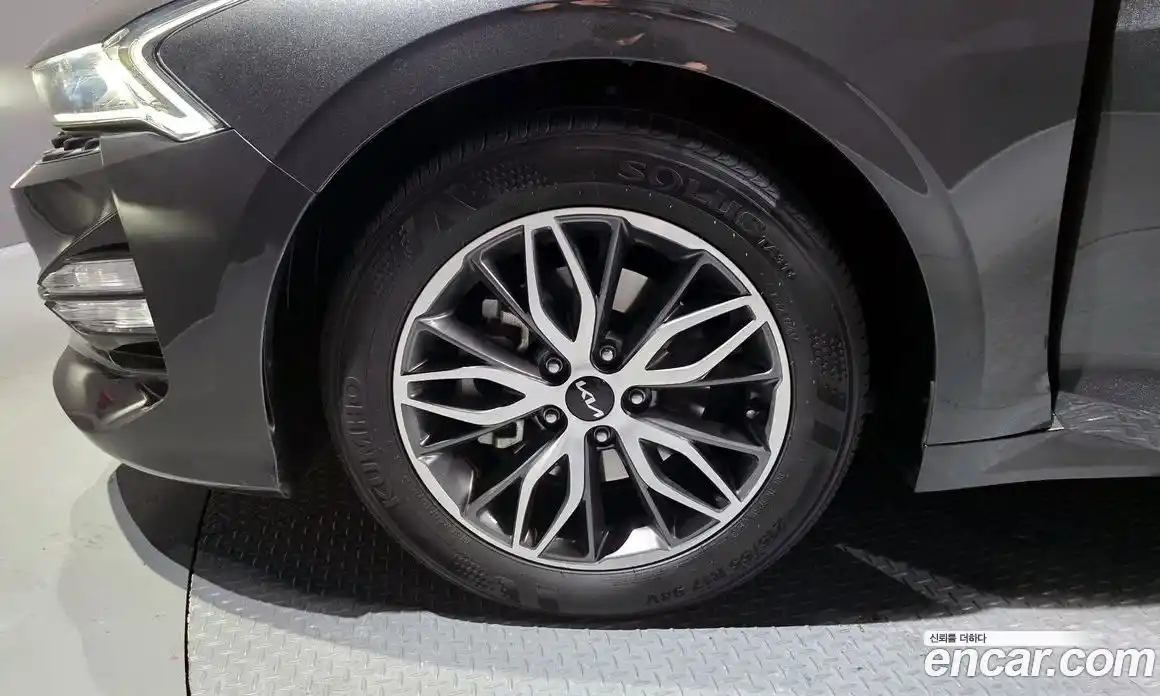 Kia K5 2023 2.0 Автомат в Москве № 123965, фото 16