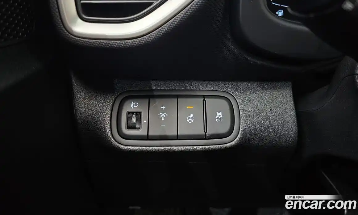 Hyundai Venue 2023 1.6 Автомат в Москве № 124486, фото 17