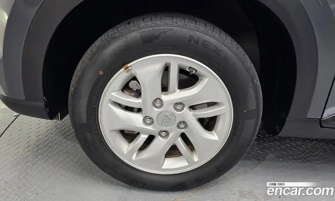 Hyundai Venue 2023 1.6 Автомат в Москве № 124486, фото 3