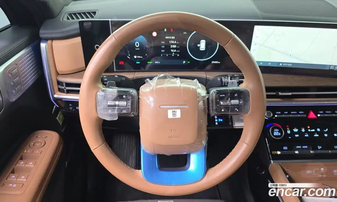 Hyundai Santa Fe 2024 1.6 Автомат в Москве № 125232, фото 19