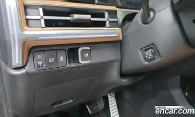 Hyundai Santa Fe 2024 1.6 Автомат в Москве № 125232, миниатюра 4