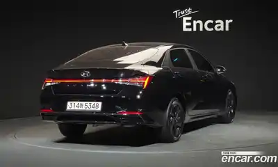 Hyundai Avante 2022 1.6 Автомат в Москве № 125951, миниатюра 3