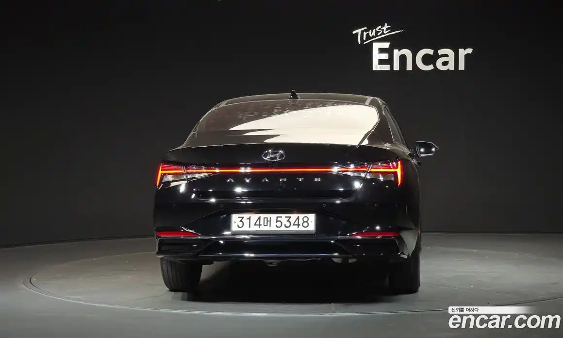 Hyundai Avante 2022 1.6 Автомат в Москве № 125951, фото 6