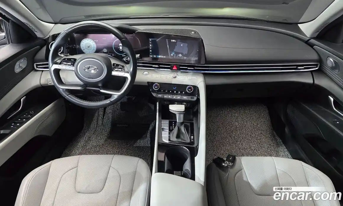 Hyundai Avante 2022 1.6 Автомат в Москве № 125951, фото 8