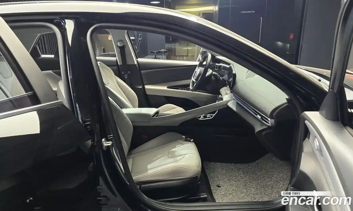 Hyundai Avante 2022 1.6 Автомат в Москве № 125951, фото 10