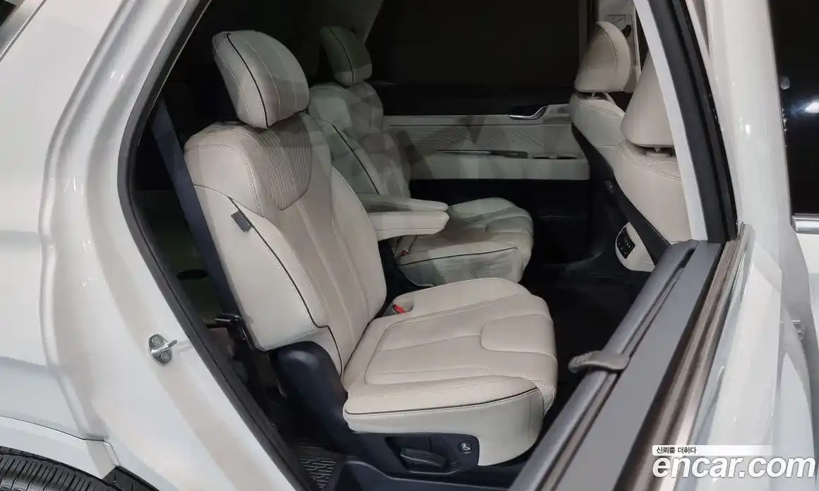 Hyundai Palisade 2023 3.8 Автомат в Москве № 126945, фото 14