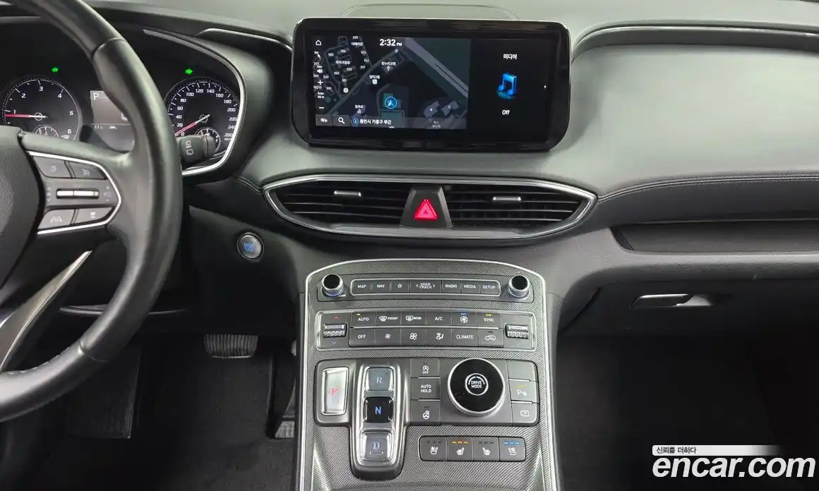 Hyundai Santa Fe 2021 2.2 Автомат в Москве № 127960, фото 17