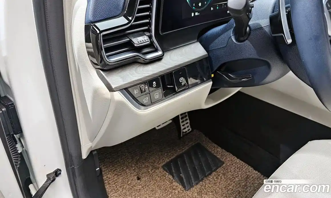 Kia Sportage 2023 1.6 Автомат в Москве № 129332, фото 13