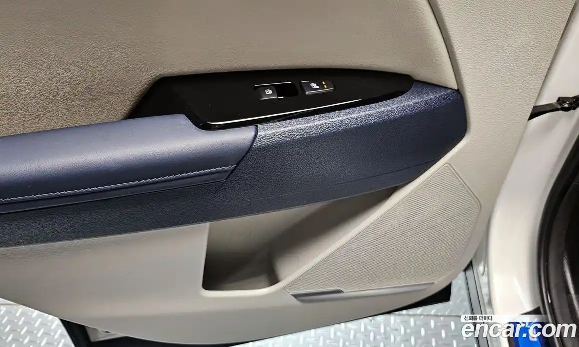 Kia Sportage 2023 1.6 Автомат в Москве № 129332, фото 15