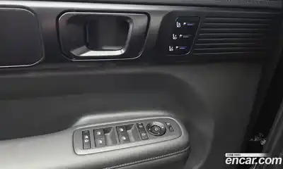 Hyundai Santa Fe 2025 1.6 Автомат в Москве № 129965, миниатюра 11