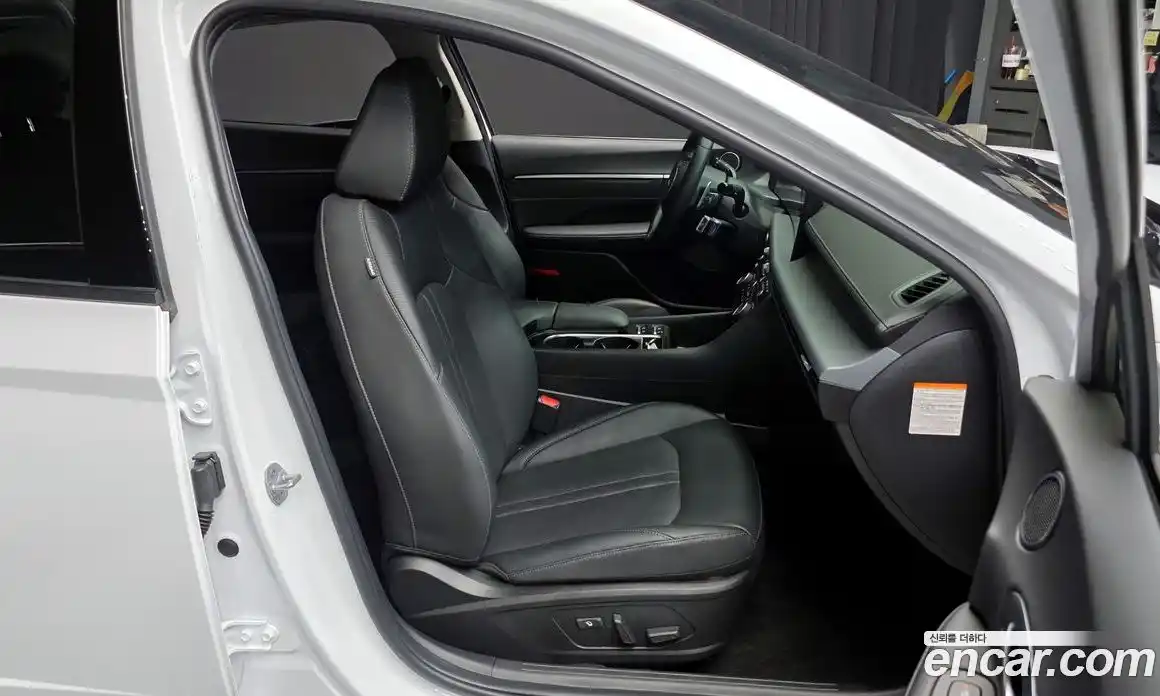 Hyundai Sonata 2025 2.0 Автомат в Москве № 130260, фото 5