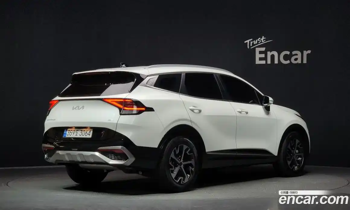 Kia Sportage 2023 1.6 Автомат в Москве № 132530, фото 13