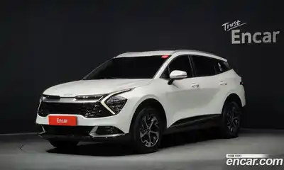 Kia Sportage 2023 1.6 Автомат в Москве № 132530, миниатюра 4