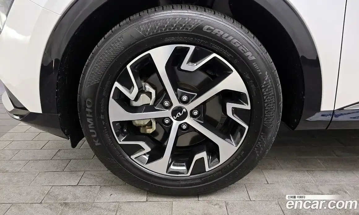 Kia Sportage 2023 1.6 Автомат в Москве № 132530, фото 7