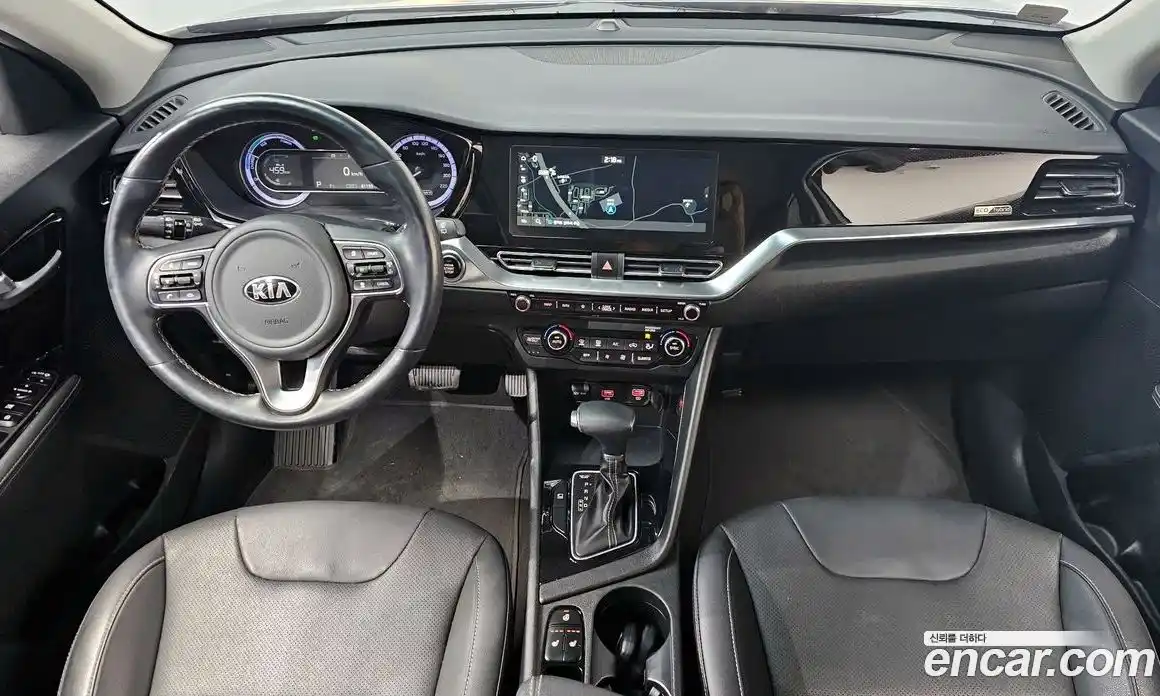 Kia Niro 2020 1.6 Автомат в Москве № 134080, фото 6
