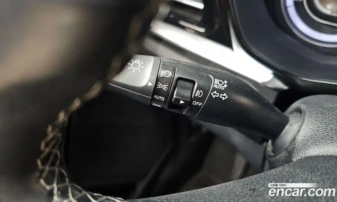 Kia Niro 2020 1.6 Автомат в Москве № 134080, фото 7