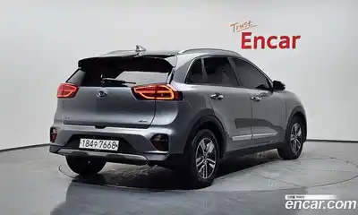 Kia Niro 2020 1.6 Автомат в Москве № 134080, миниатюра 8