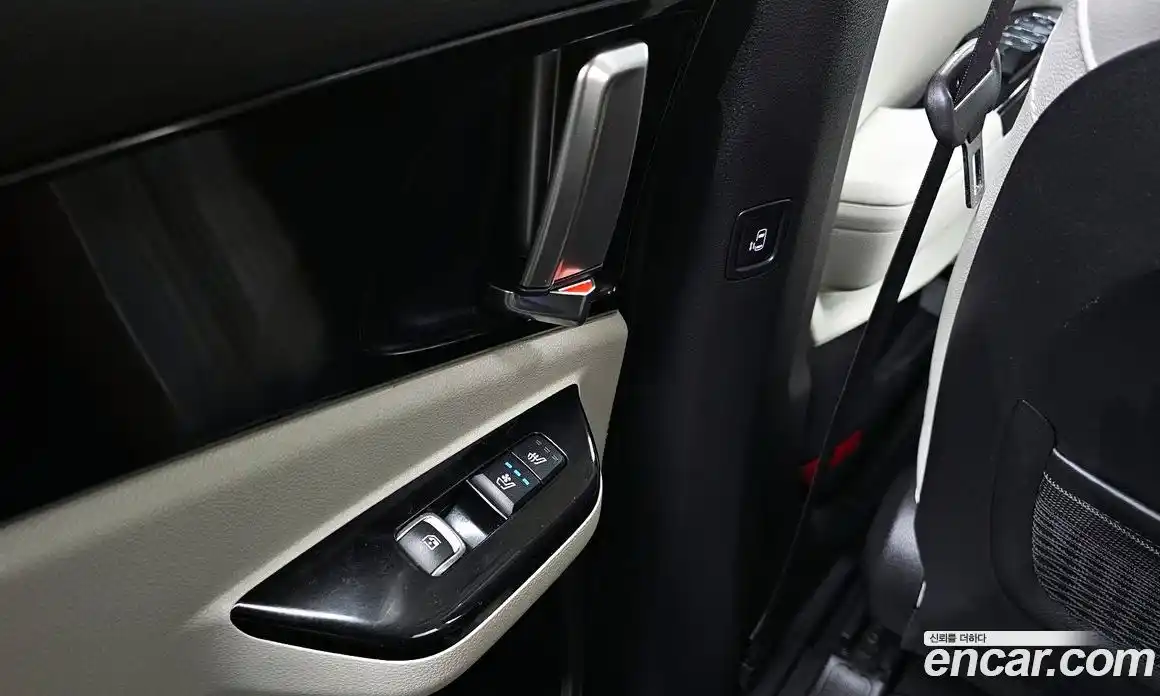 Kia Canival 2023 2.2 Автомат в Москве № 14385, фото 3