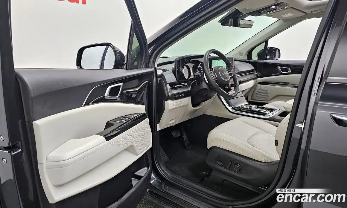 Kia Canival 2023 2.2 Автомат в Москве № 14385, фото 10